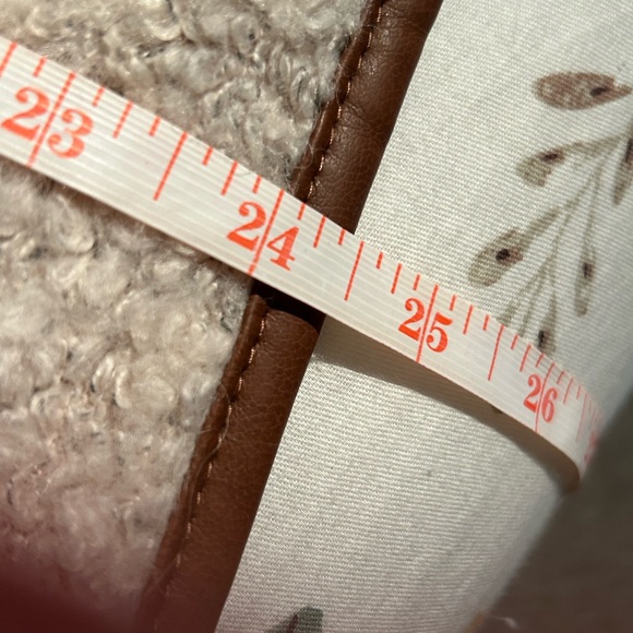 Love Tree Women's Faux Fur Open Front Sweater Vest W/Pockets Size L - Picture 8 of 8